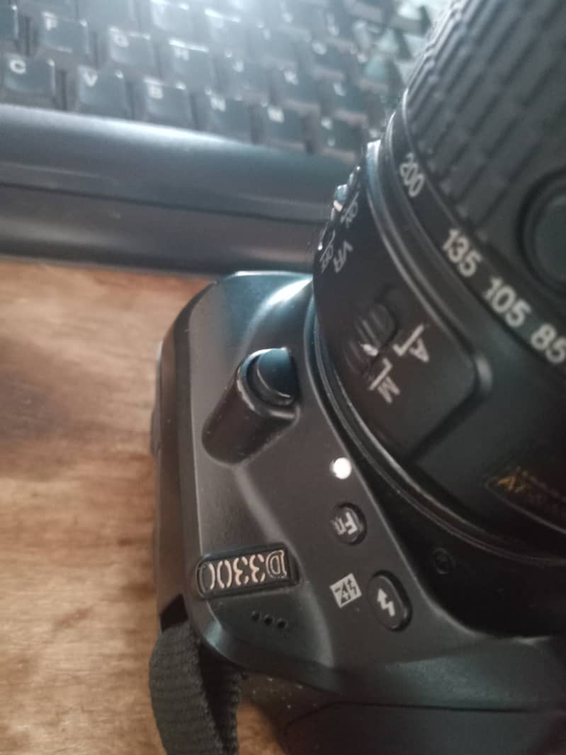 Nikkon D3300 with 55-200mm VR lens 9