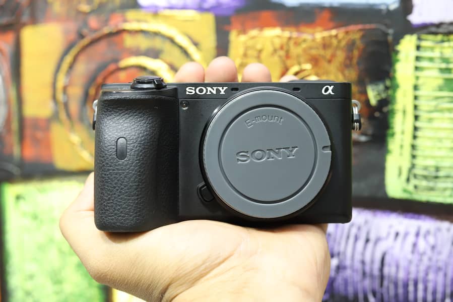 Sony a6600 Body Only in excelent condition 1