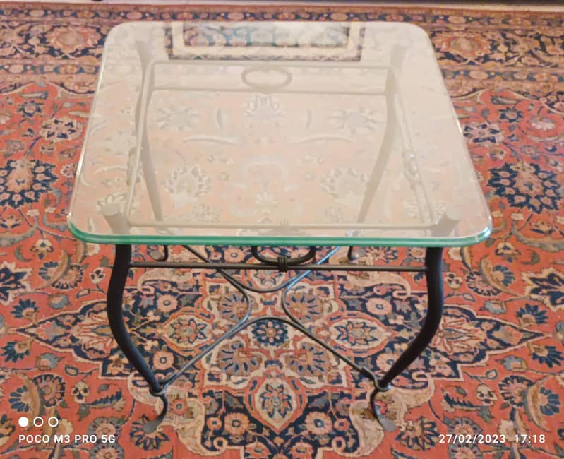 Steel / Wrought Iron Tables 14