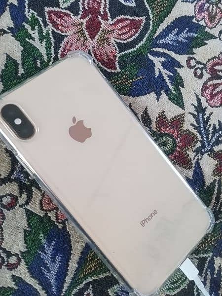 i phone xmax 256 gb no issue all ok. 0