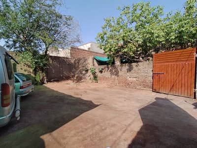 7.5 Marla workshop for sale