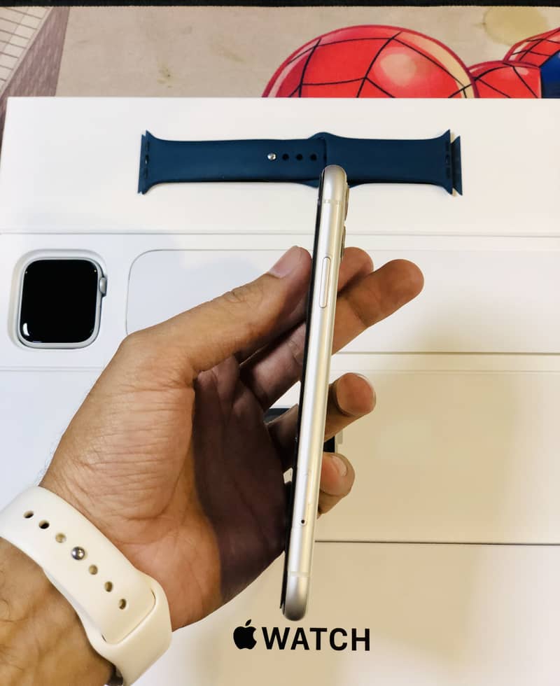 iPhone 11 64GB pta approved 3