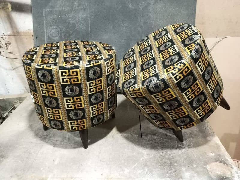 pair of stools 8