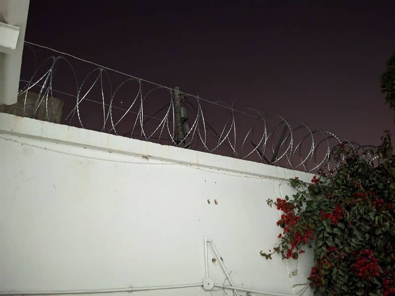 RAZOR WIRE AND BARBED WIRE KARACHI 4