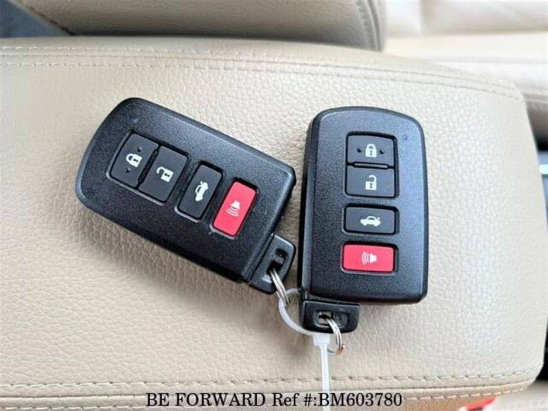 Altis Grandy smart key with programing in faisalabad 2