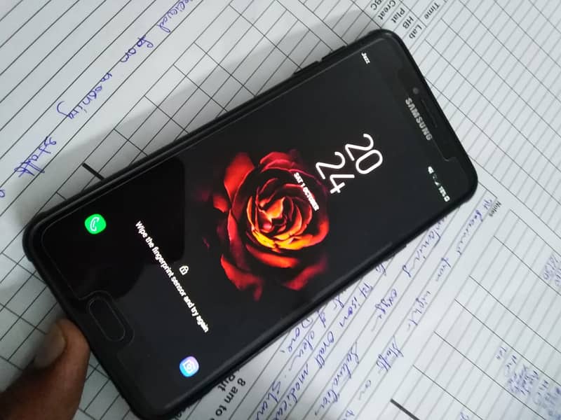 Samsung Galaxy C7 4