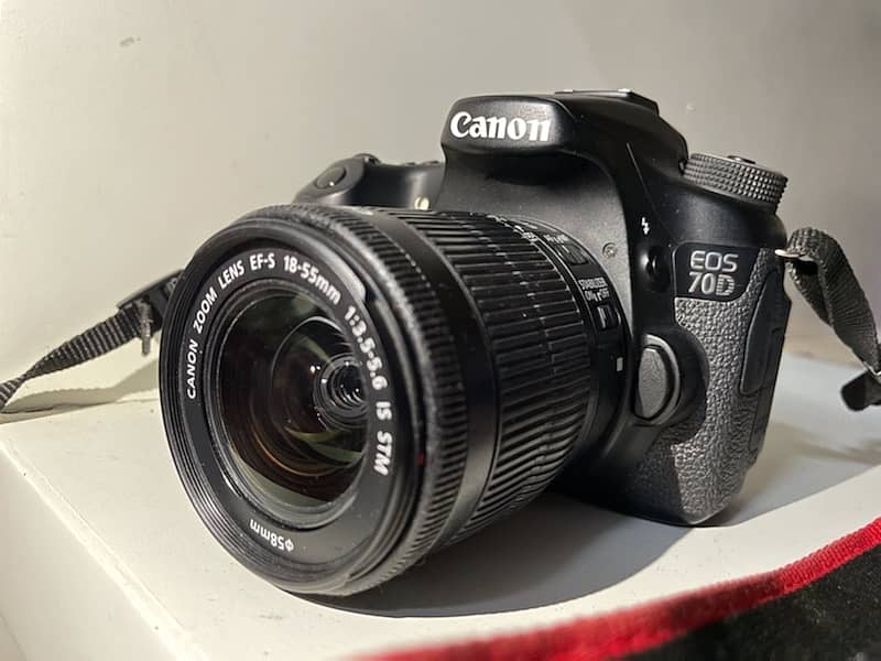 Canon camera EOS 70D (DSLR) forsale. 6