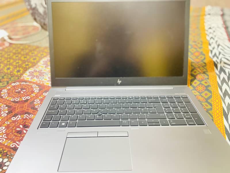 Hp zBook G5 Mobile Workstation - Core i7 8thGen 16GB 256GB Nvme 4