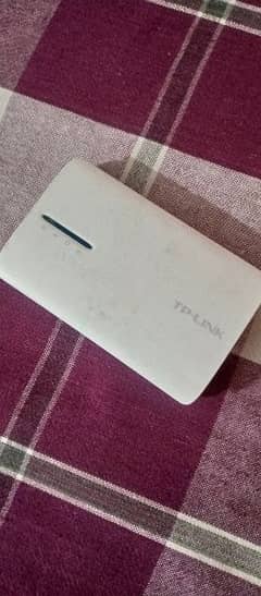 Used TP Link wireless n router portable / As It Is