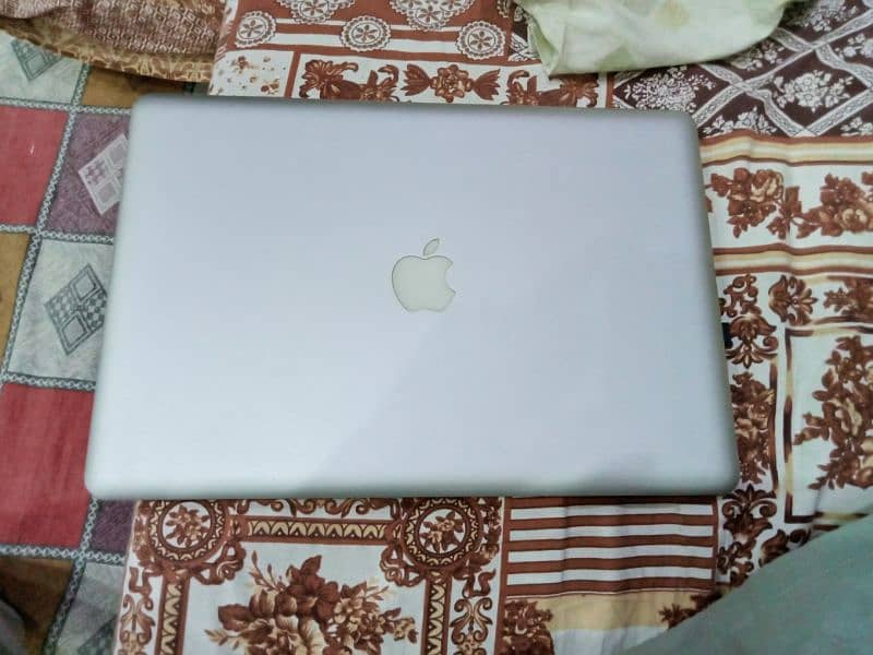 MacBook Pro Ci7 11