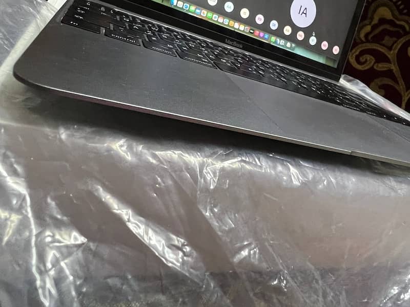 MacBook (Retina,12-inch,2017) 6