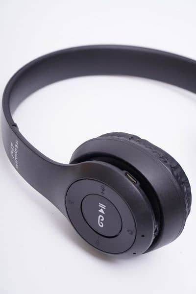 Name: Headphone P47

Detail: Wireless Headphone p47 (5.0 +ED 5