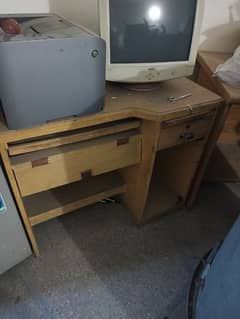 computer Table/Study table for sale.