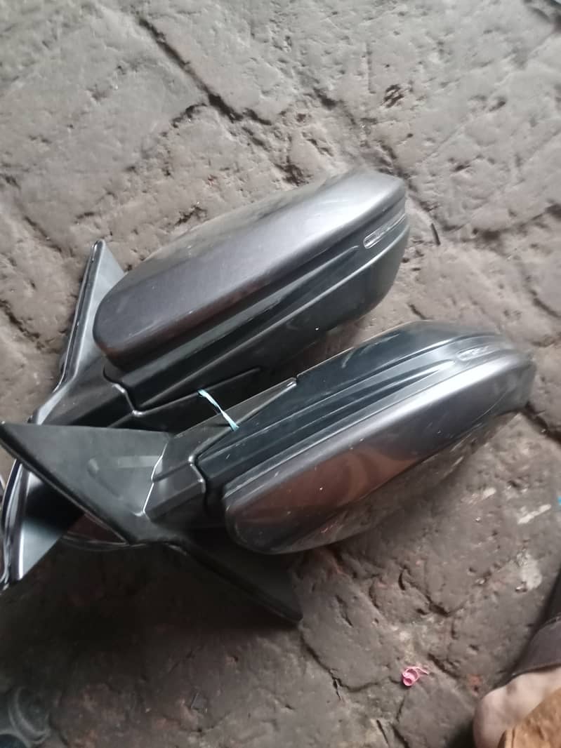 Honda Civic Side Mirrors available 6