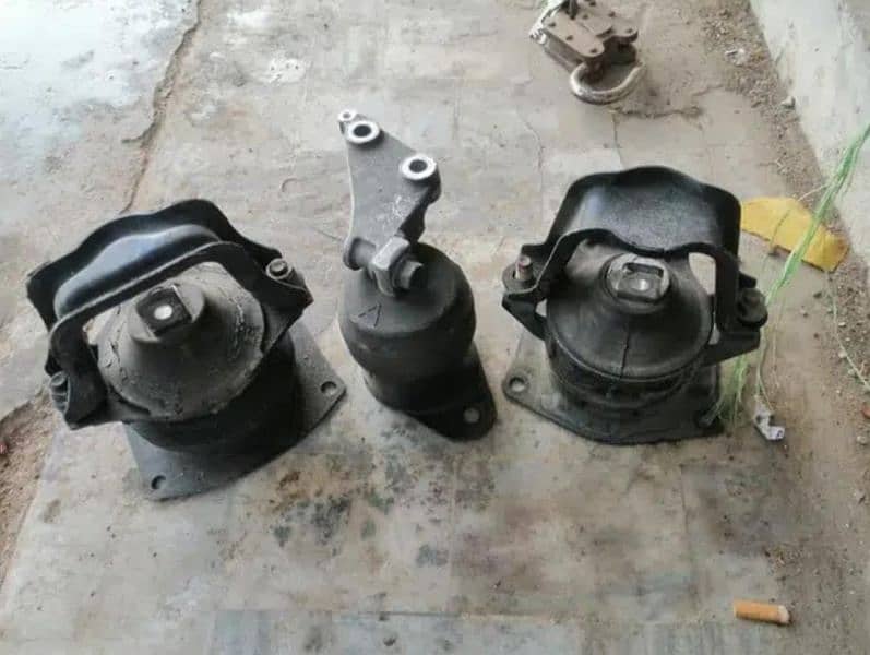 engine mounting 0