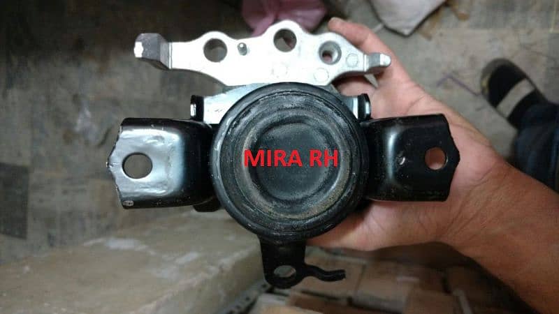 engine mounting 8