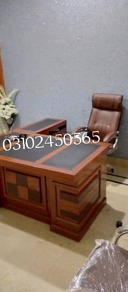 Executive table, Manager Table, Office Furniture in karachi 1