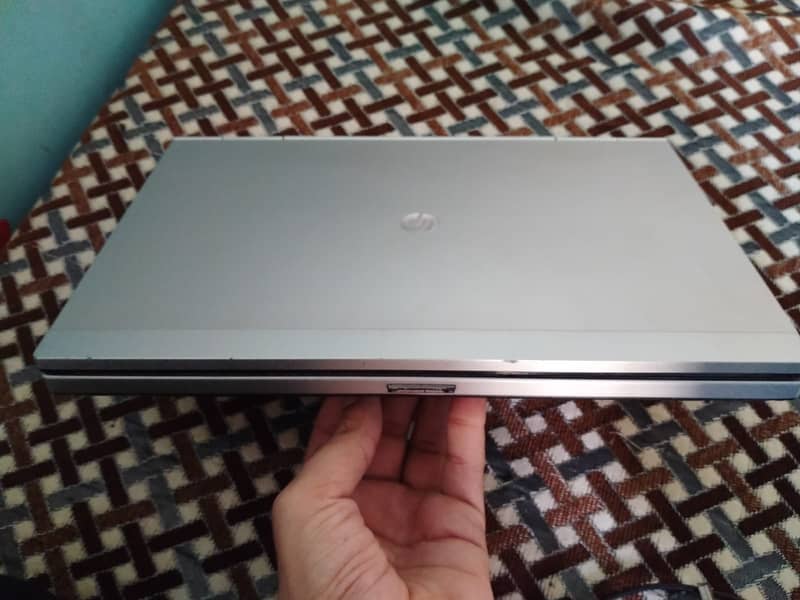 HP Elitebook 2560p Laptop i5 2nd Generation 7