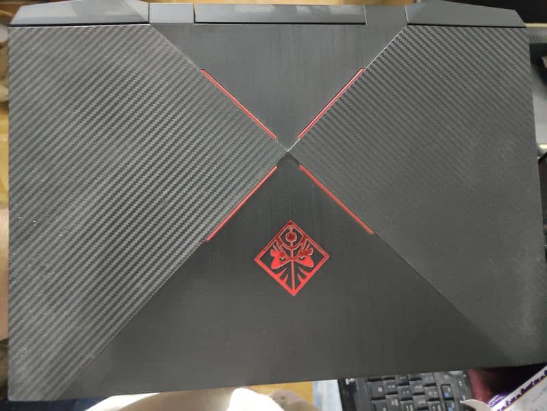 Hp(Omen 15)i7 9th gen Rtx 2060 512gb nvme ssd 3hrBtry 4