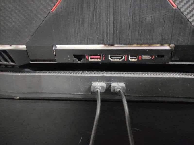 Hp(Omen 15)i7 9th gen Rtx 2060 512gb nvme ssd 3hrBtry 5