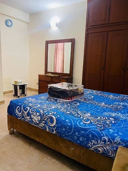 24/7 Luxurious rooms in E-11/4 Islamabad 13