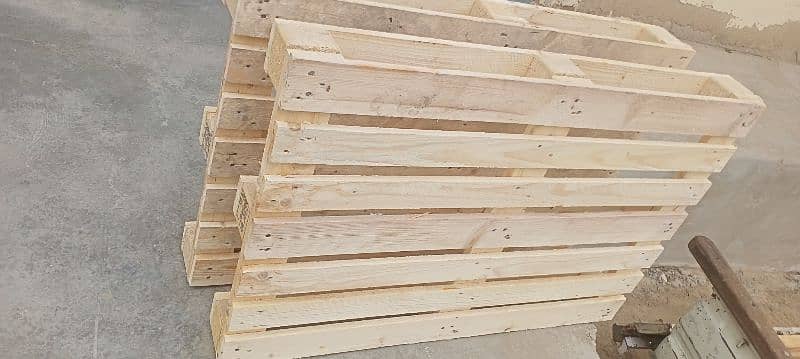 Wooden Pallets 0