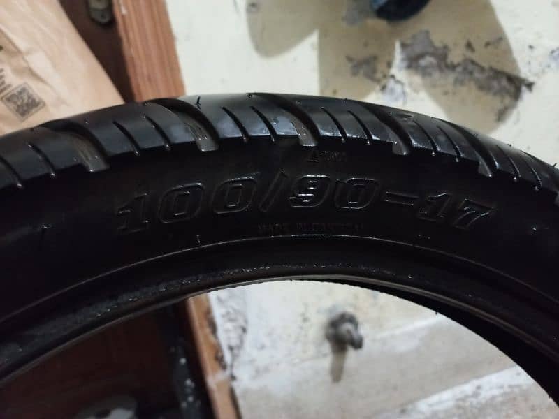 Diamond tyre 80/100/18 4