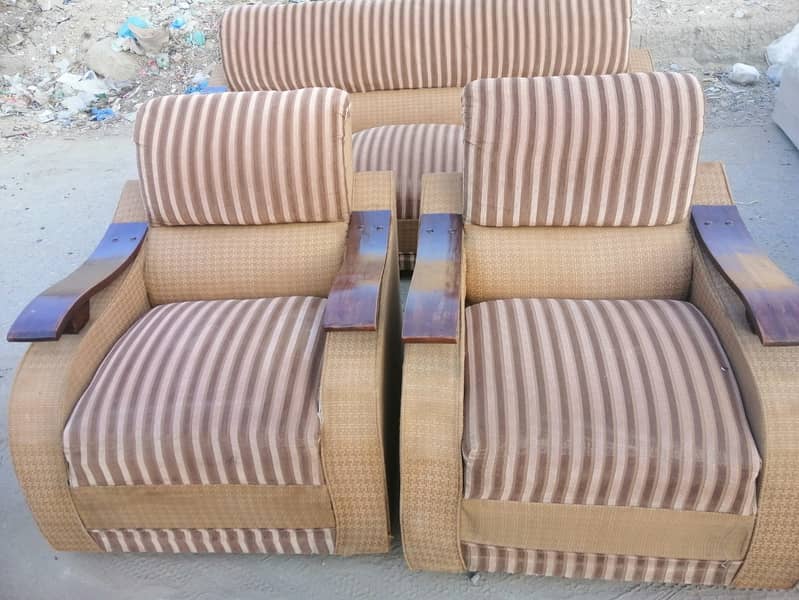 Sale 5 Seater sofa set 0