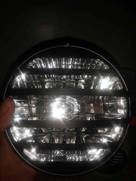 Stylish cafe racer round beam headlight & 4 indicators flexible pakage 1