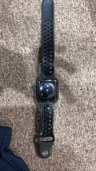 Apple Watch Series 4 44mm 2