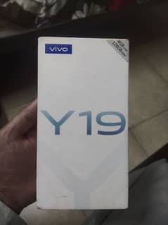 Vivo Y19 / 4/128 - 10/10 condition/ Panel changed 0
