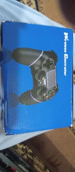 PS4 Wireless Controllers. 2