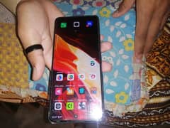 mobile full ok h urgent sale krna h box bhe sath h charger bhe sath h