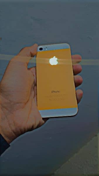 iphone 5s pta approved 32GB Gold plated E Class