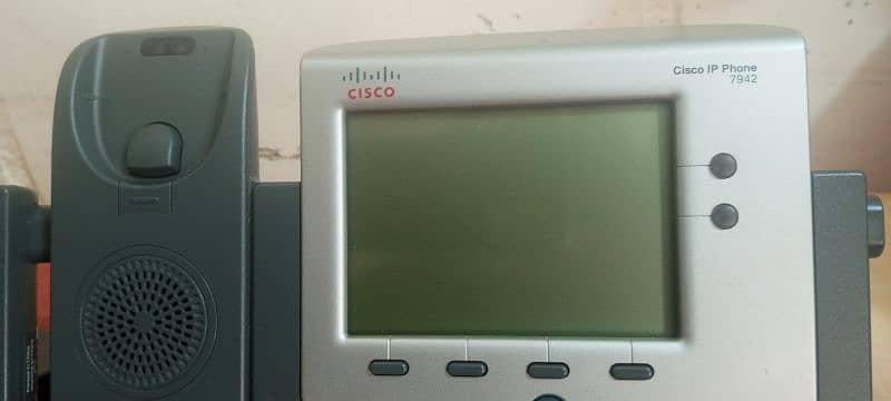 CISCO IP PHONE MODEL # 7942, Alcatel 4039 17