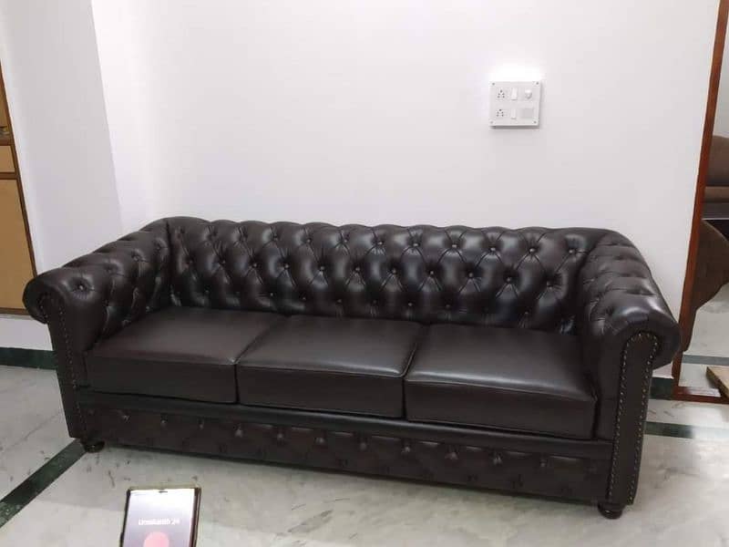 Chesterfield sofa ( molty foam) 6