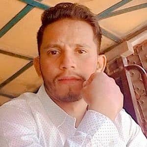 Moeez