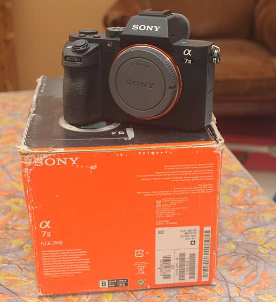 Sony A7ii Mirrorless Camera with E4/pz 18-105 oss Lens 0