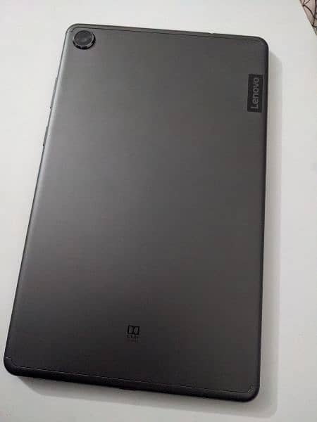 Lenovo tab m8 1