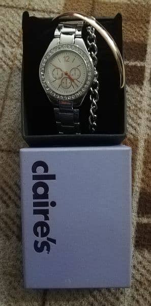 Claire's branded watch with braclet and bangle, from UAE brand new 7