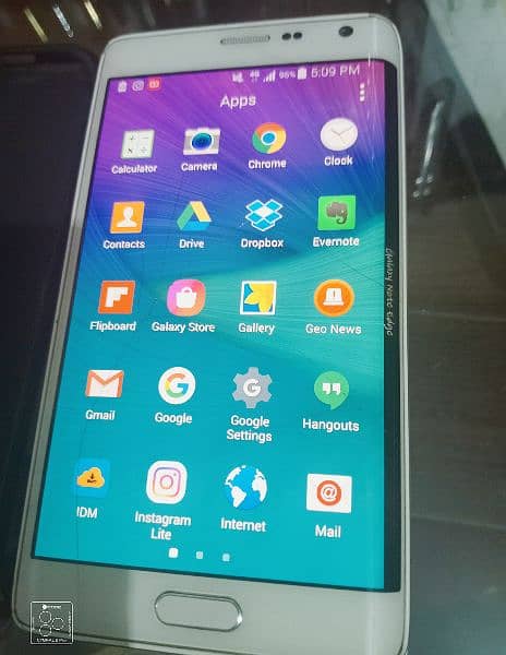 Samsung Galaxy Note edge 
03132794878 3