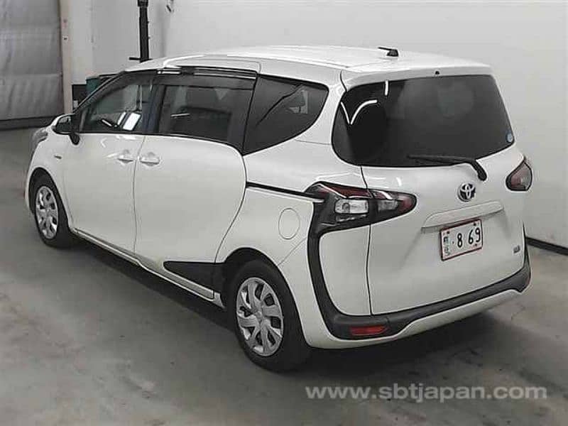 Toyota Sienta 7 seater (1500cc) - Cars - 1069919749