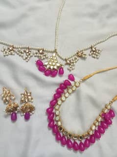 pink kundan