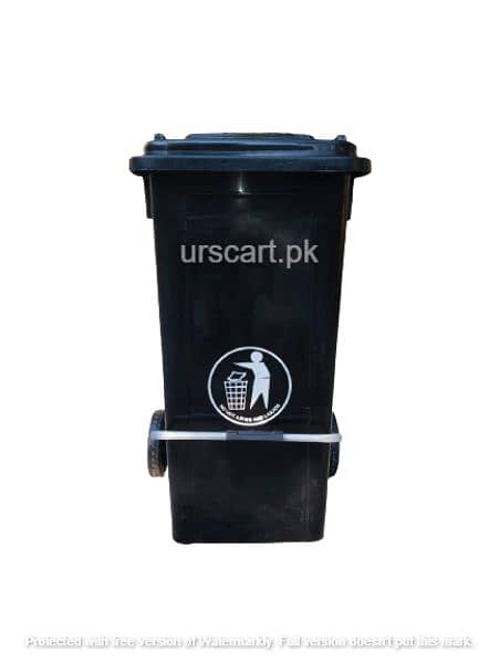 120 liter dustbin with wheels & paddle 3