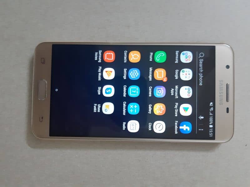 Samsung Galaxy j7 prime 1