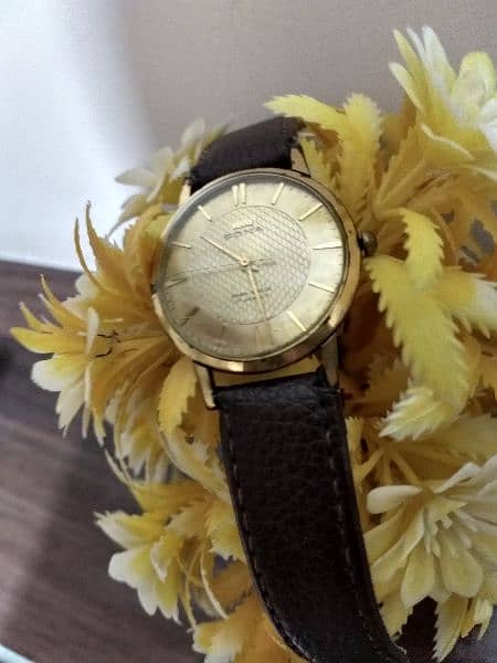 HMT SONA hand winding antique watch 13