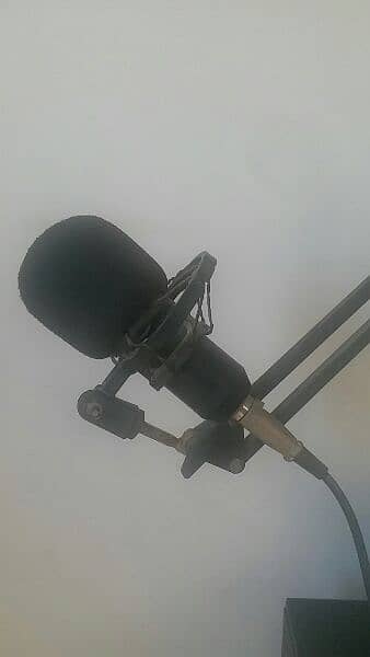 CONDENSER MIC WITH PHANTOM POWER,ARM AND EVERYTHING COMPLETE 3
