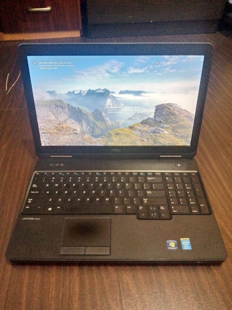 Dell Latitude E5540 0