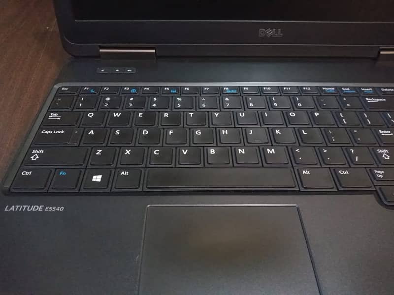 Dell Latitude E5540 3