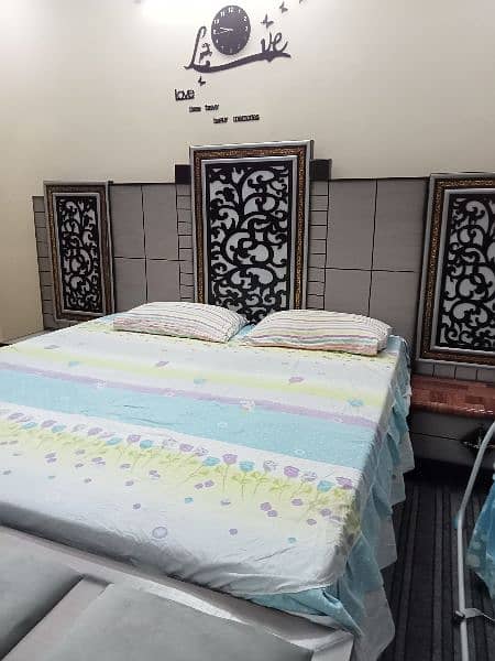 king size bed,side tables,dressing table for sale,03315222103 3